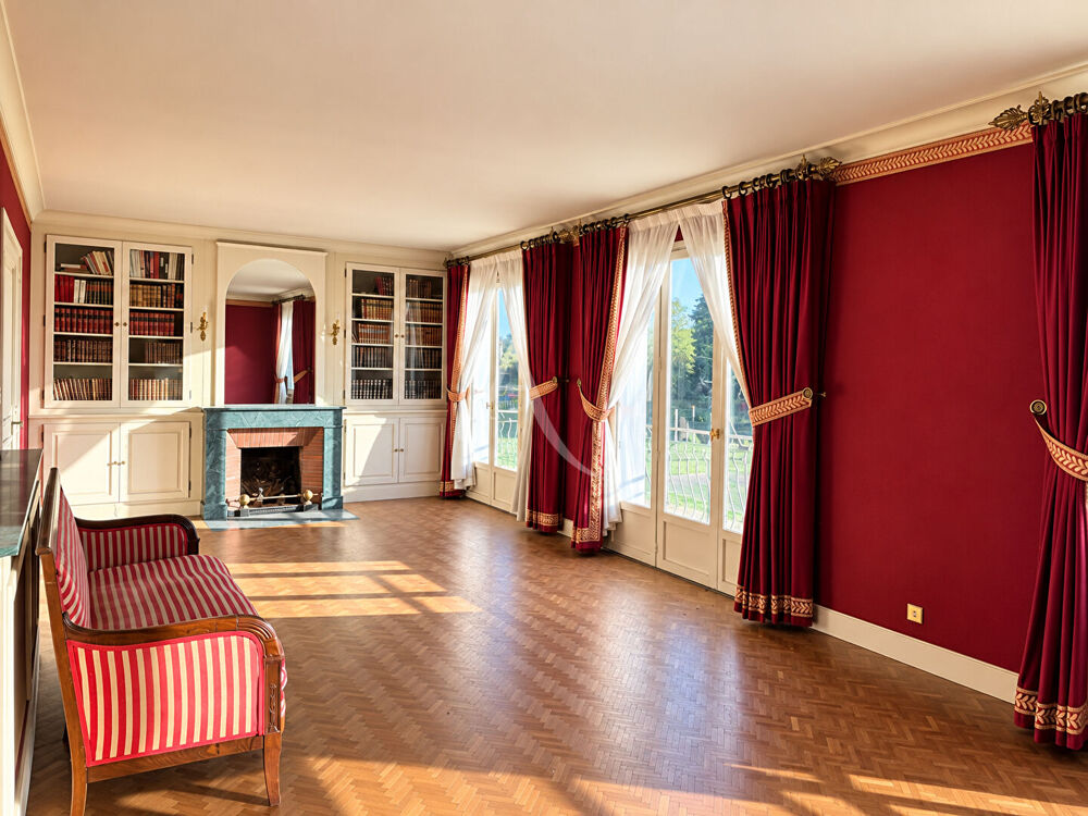 Maison avec fort potentiel à Pocé-Distré