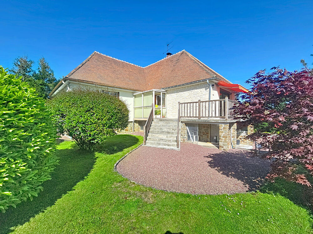 SAINT MARTIN AUX CHARTRAINS - Maison 6 Pièces