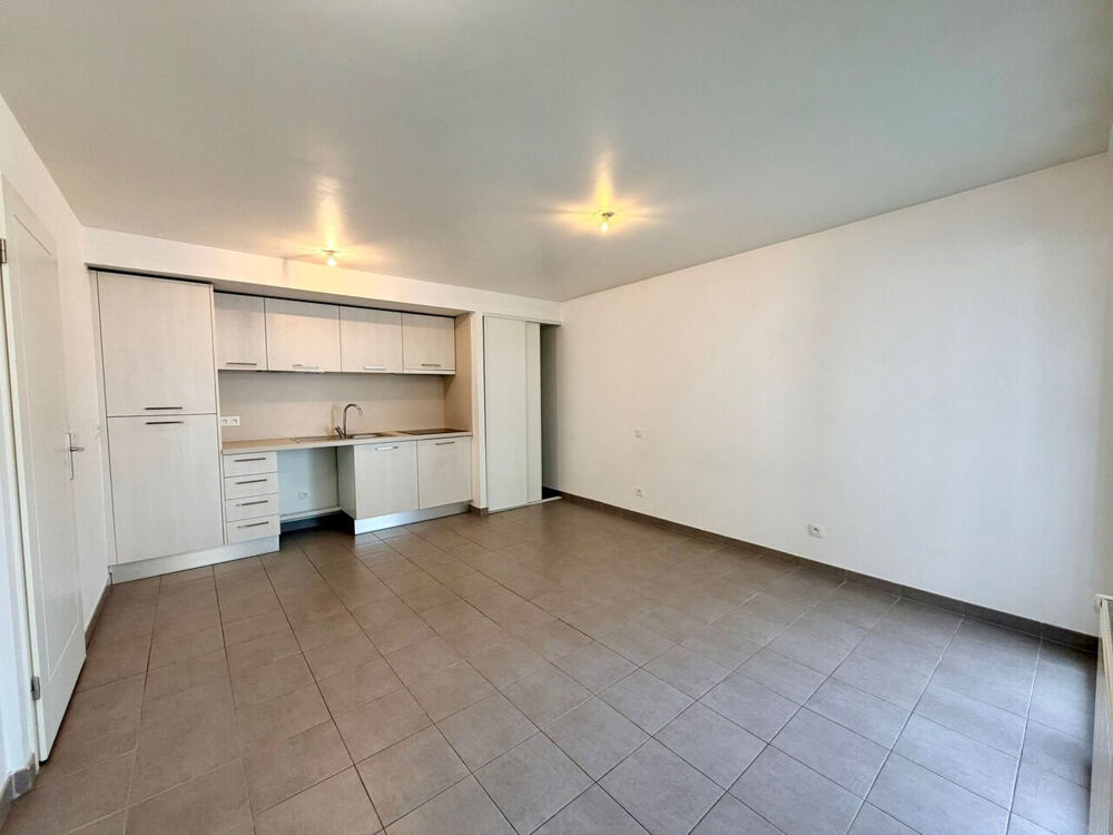 Appartement Brie Comte Robert 25 m2