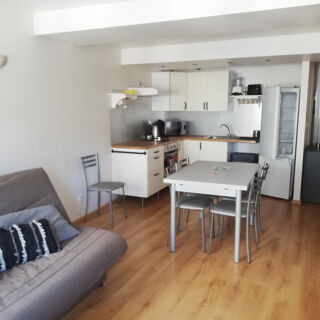 Appartement à louer 2 pièces 42 m²