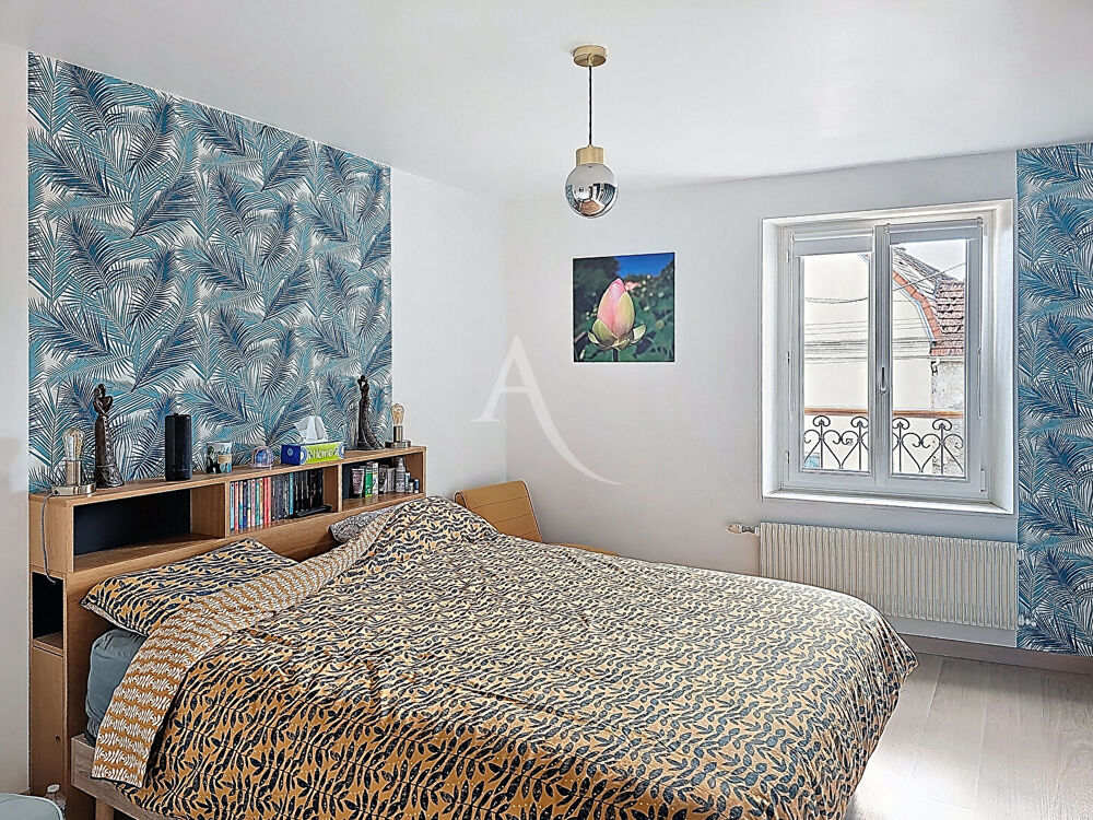 Maison Chambry 4 pièce(s) 120 m2