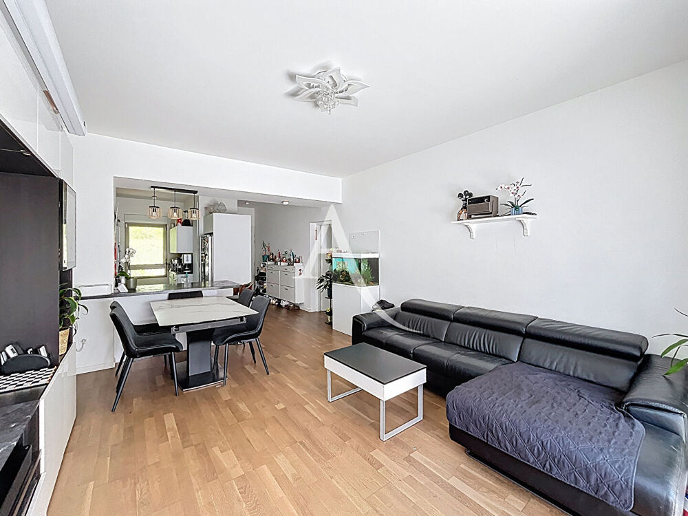 À VENDRE Appartement 5 pièces avec terrasse et jardin à Massy Vilmorin
