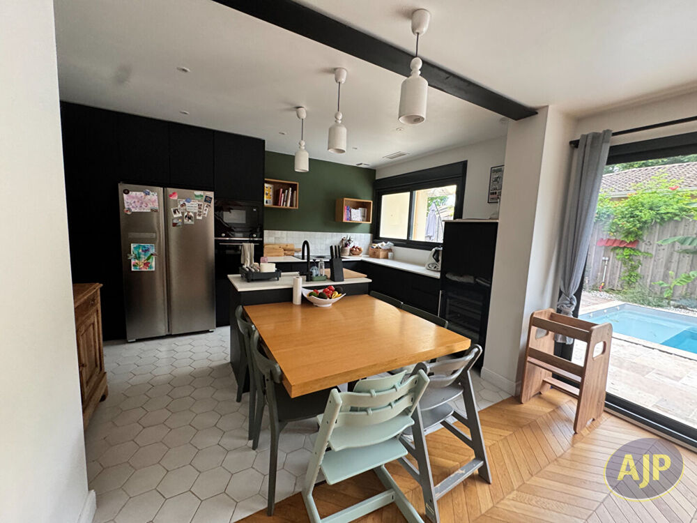 à vendre  Maison Pessac (33600)