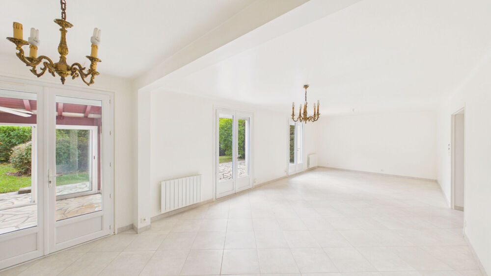 Vente Maison Maison Ahetze 6 pièce(s) 0191 m2 Ahetze