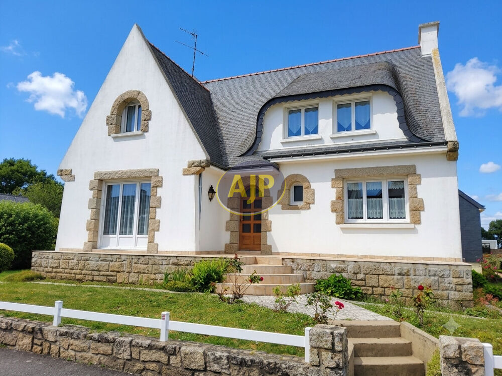 Charmante Néo-Bretonne avec Grand Potentiel de Rénovation - Proche Pontivy