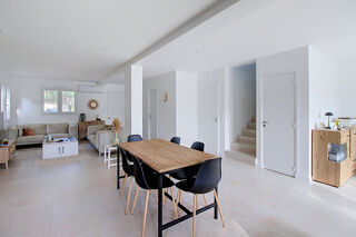 Vente Maison A VENDRE ! Villa neuve 5 chambres de 140 m² avec piscine et garage - VIDAUBAN Vidauban