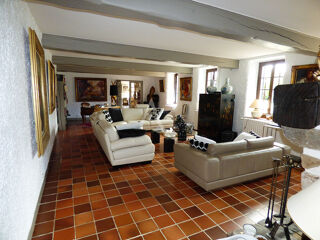  Maison  vendre 7 pices 303 m