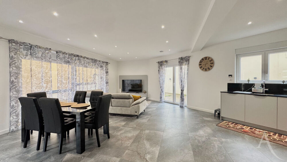 Vente Maison Maison de 2024 Neufchef  F6 Neufchef