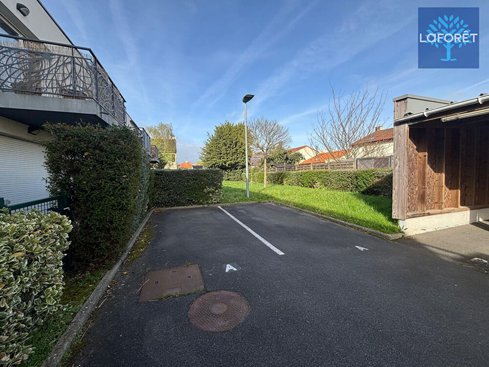 Vente Appartement Appartement 2 pièces en Rez-de-jardin avec  terrasse et stationnement Nantes