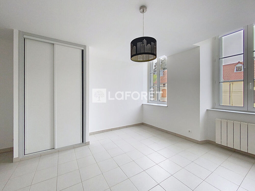 Location Appartement F2 lumineux Neufchateau proche école d'infirmière Neufchateau