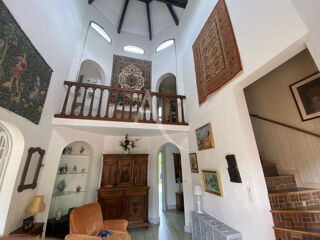  Villa à vendre 11 pièces 300 m²