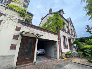  Maison  vendre 12 pices 308 m