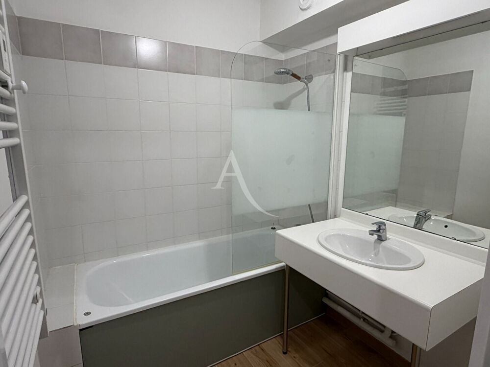 Location Appartement Appartement Bussy Saint Georges 1 pièce(s) 35.06 m2 + parking Bussy saint georges