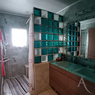  Maison  vendre 5 pices 180 m