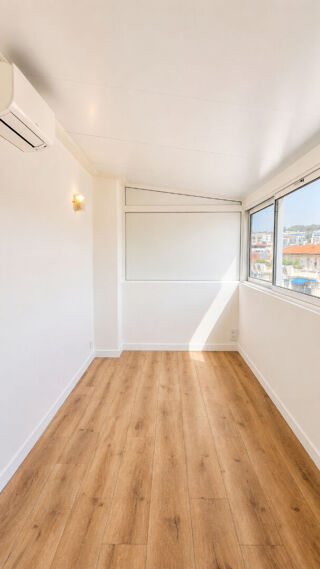  Appartement à louer 2 pièces 49 m²