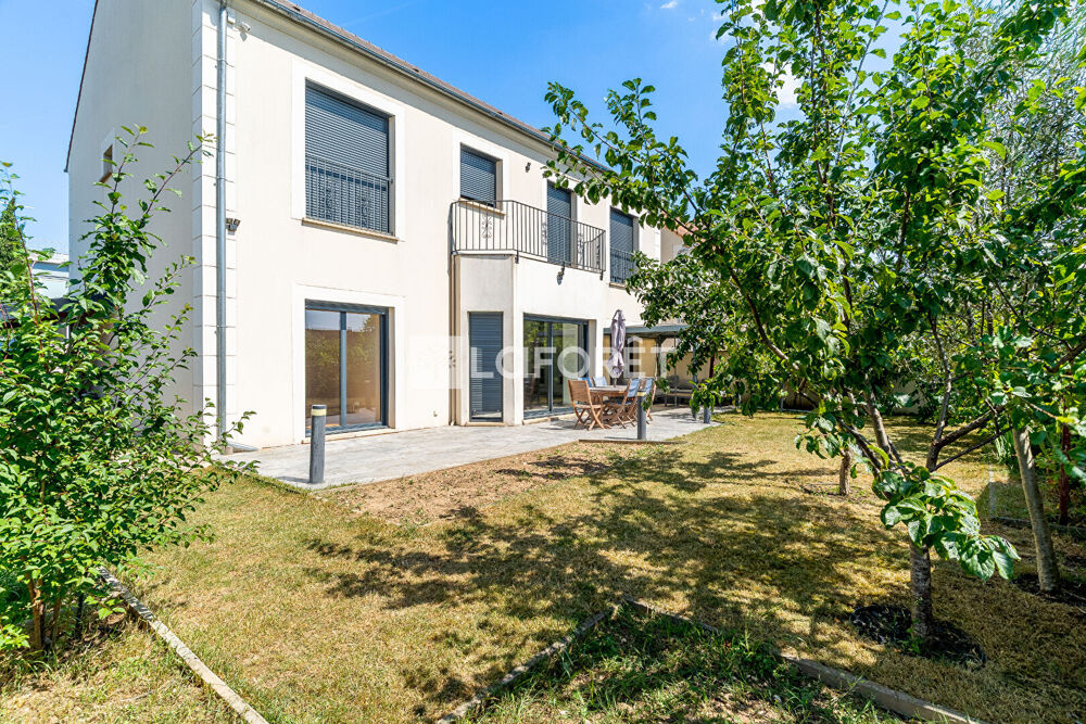 Vente Maison Maison contemporaine de plus de 200m2 - 8 pièces - 6 chambres - DPE A Aubergenville