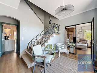  Maison � vendre 8 pi�ces 205 m�