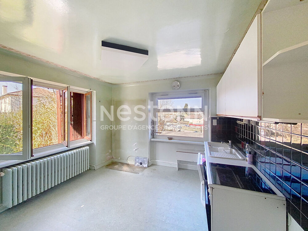 Vente Maison CENTRE YSSINGEAUX Maison de 105 m² environ  avec terrasse, garage et dépendances Yssingeaux