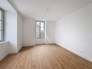  Maison à louer 6 pièces 87 m²