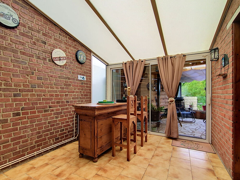 Vente Maison Semi-plain-pied semi-individuel à Roeulx 6 pièces,114 m², garage. Roeulx