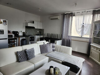  Appartement à louer 3 pièces 61 m²