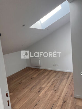  Appartement à louer 2 pièces 28 m²