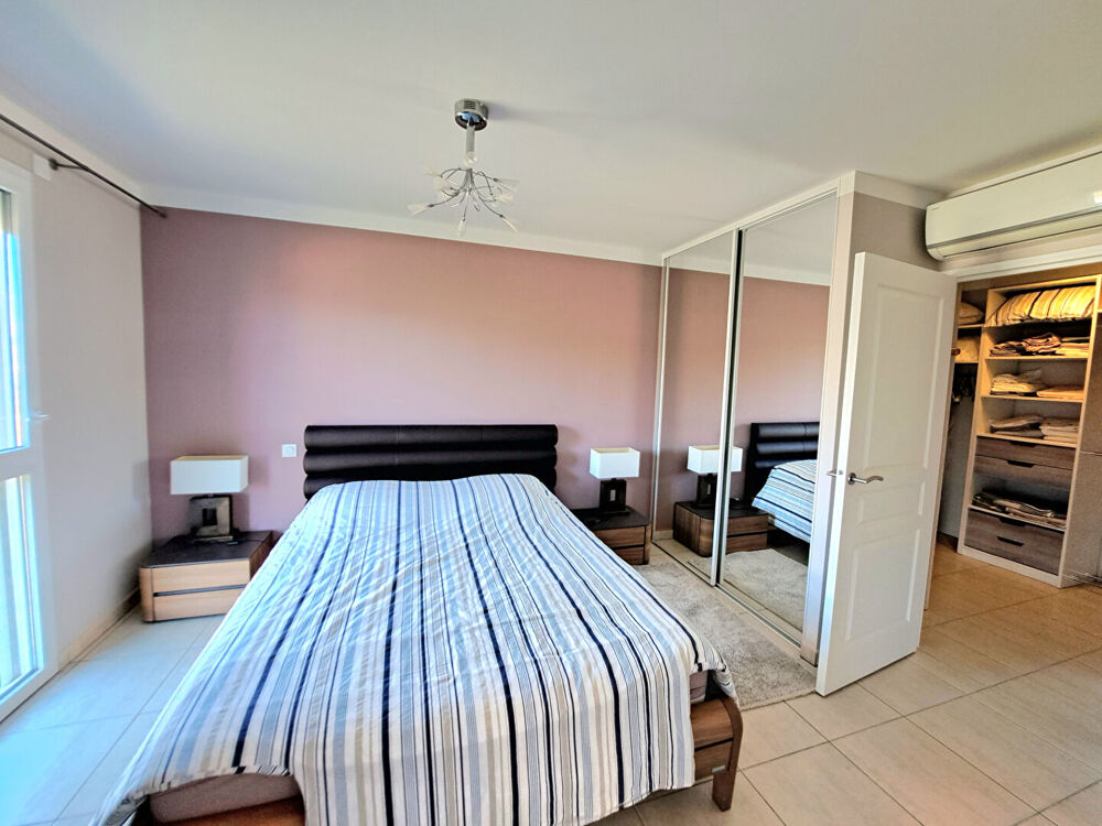 à vendre  Appartement Saint-Raphaël (83700)