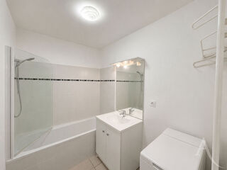  Appartement à louer 1 pièce 37 m²