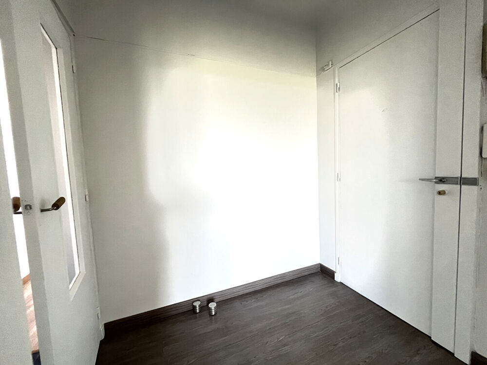 Location Appartement Avignon extra-muros - Appartement T3 lumineux de 56.73 m2 avec garage et cave dans résidence Avignon