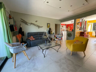  Maison  vendre 7 pices 193 m