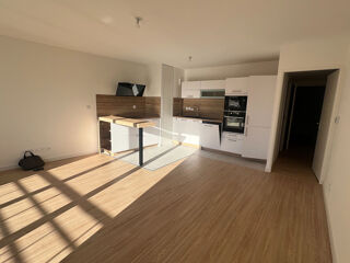  Appartement à louer 3 pièces 67 m²