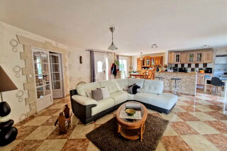  Maison  vendre 4 pices 130 m