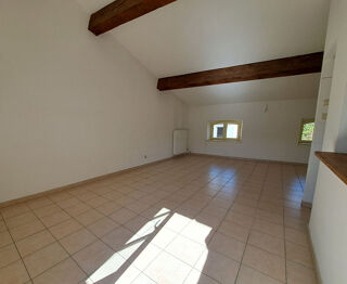  Appartement à louer 2 pièces 62 m²