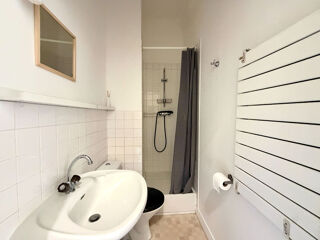  Appartement à louer 2 pièces 41 m²