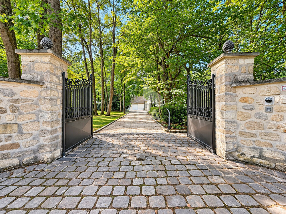 A vendre Maison Saint Cyr La Rivière 7 pièces 165 m2