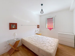  Appartement à louer 2 pièces 48 m²