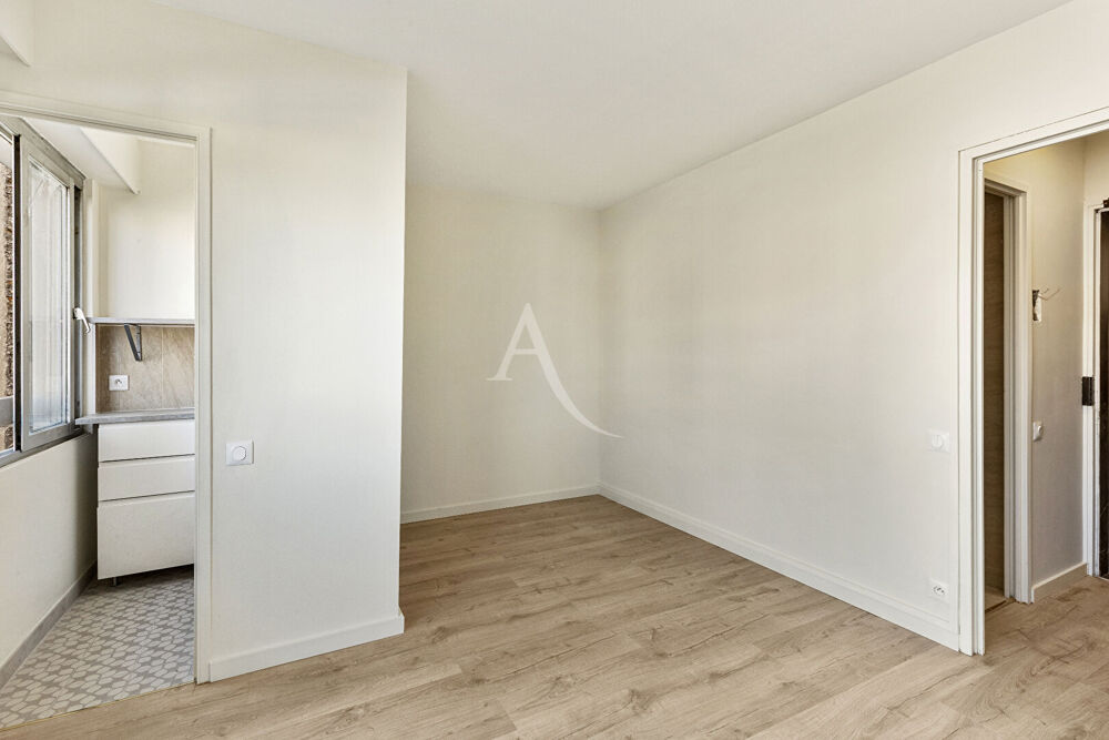 Vente Appartement Cocon calme & lumineux à l'abri des regards Paris 18