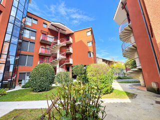 Appartement à louer 3 pièces 67 m²