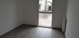  Appartement à louer 4 pièces 68 m²