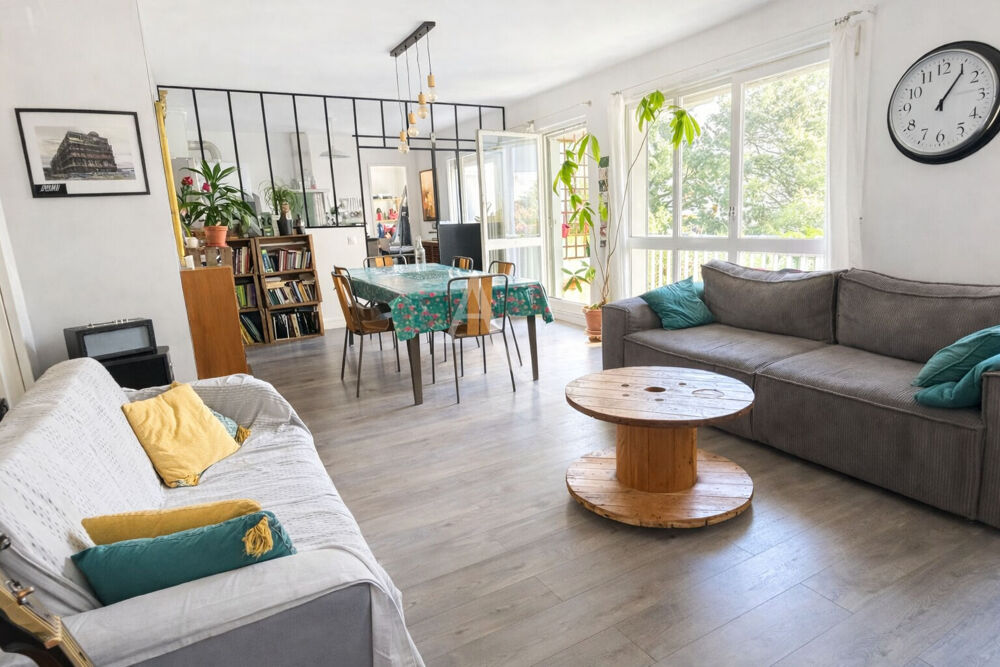 Appartement familial 5 pièces avec stationnement et 4 chambres