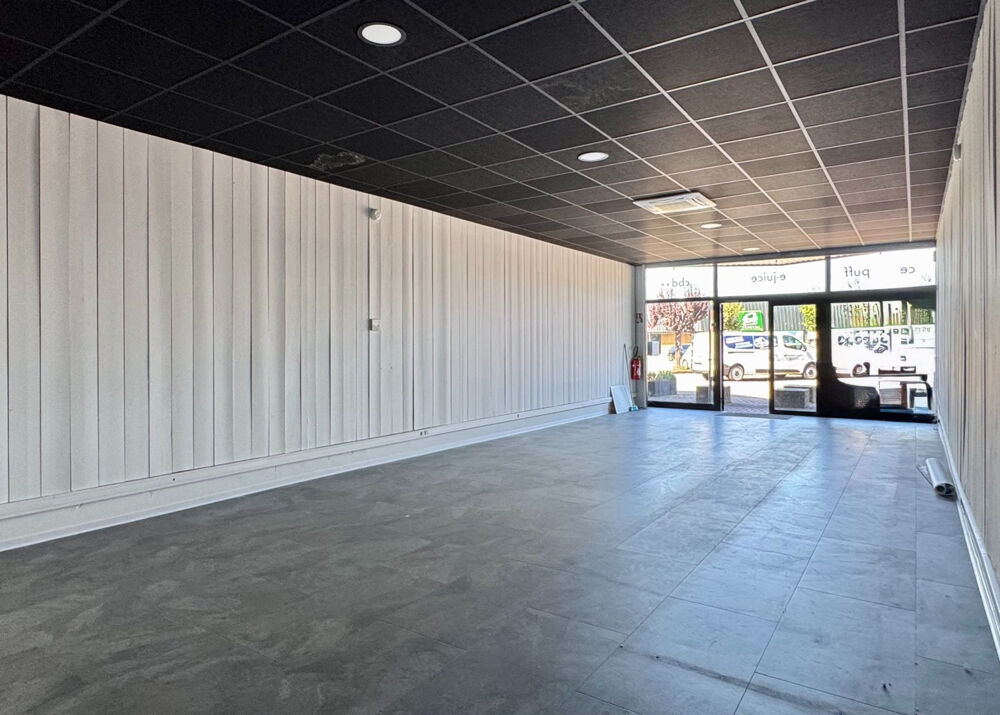   Mutzig-Atrium - local commercial - 92 m² 