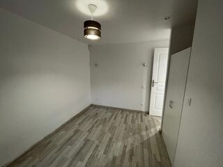  Appartement à louer 2 pièces 35 m²