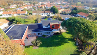  Maison � vendre 15 + pi�ces 394 m�