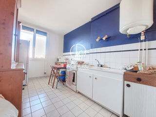  Appartement  vendre 4 pices 75 m