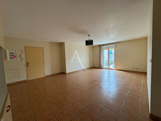  Appartement à louer 2 pièces 56 m²