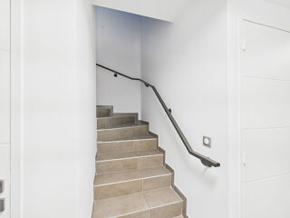  Appartement à vendre 6 pièces 144 m²