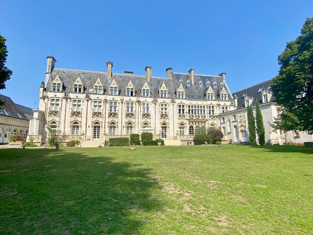 Orléans 5 Pièces 151m²