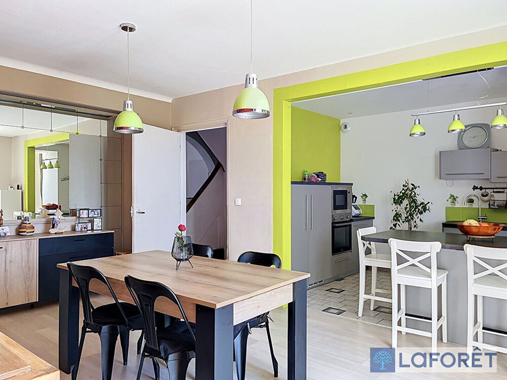 Maison Nogent 9 pièce(s) 241,47 m2