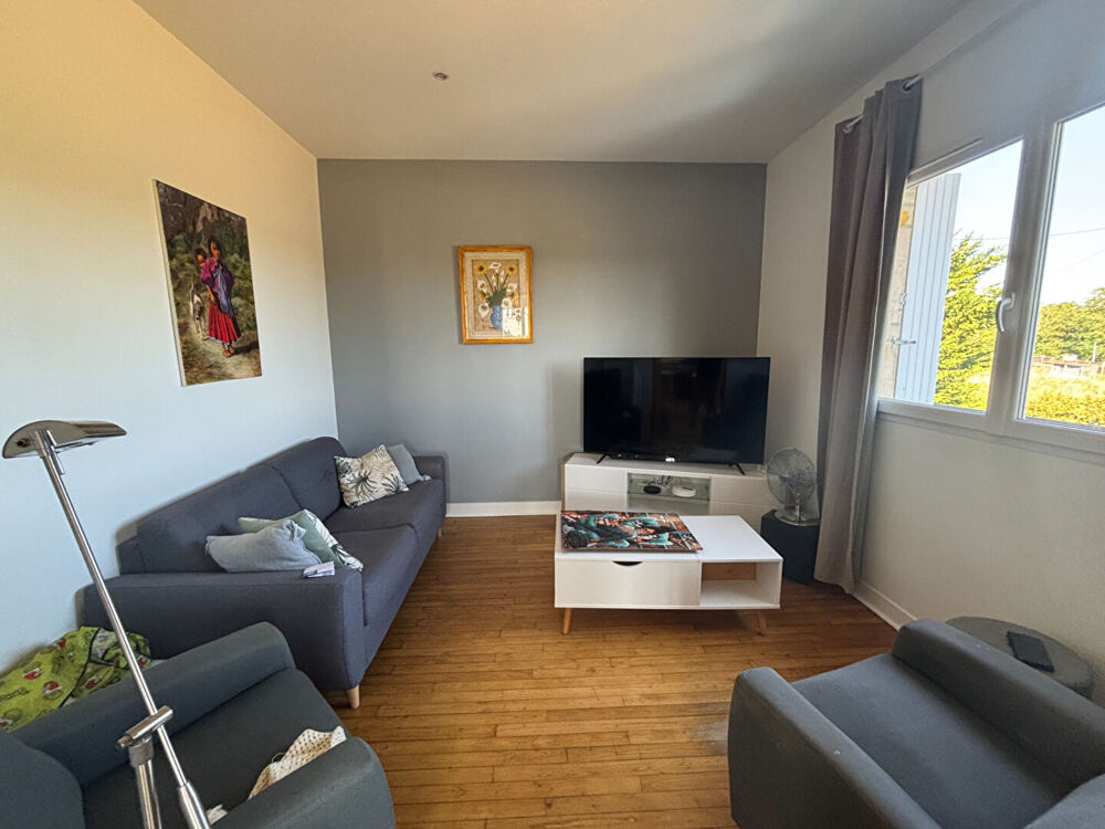 Vente Maison Maison  5 pièce(s) 105 m2 proche des commodités Montpon menesterol
