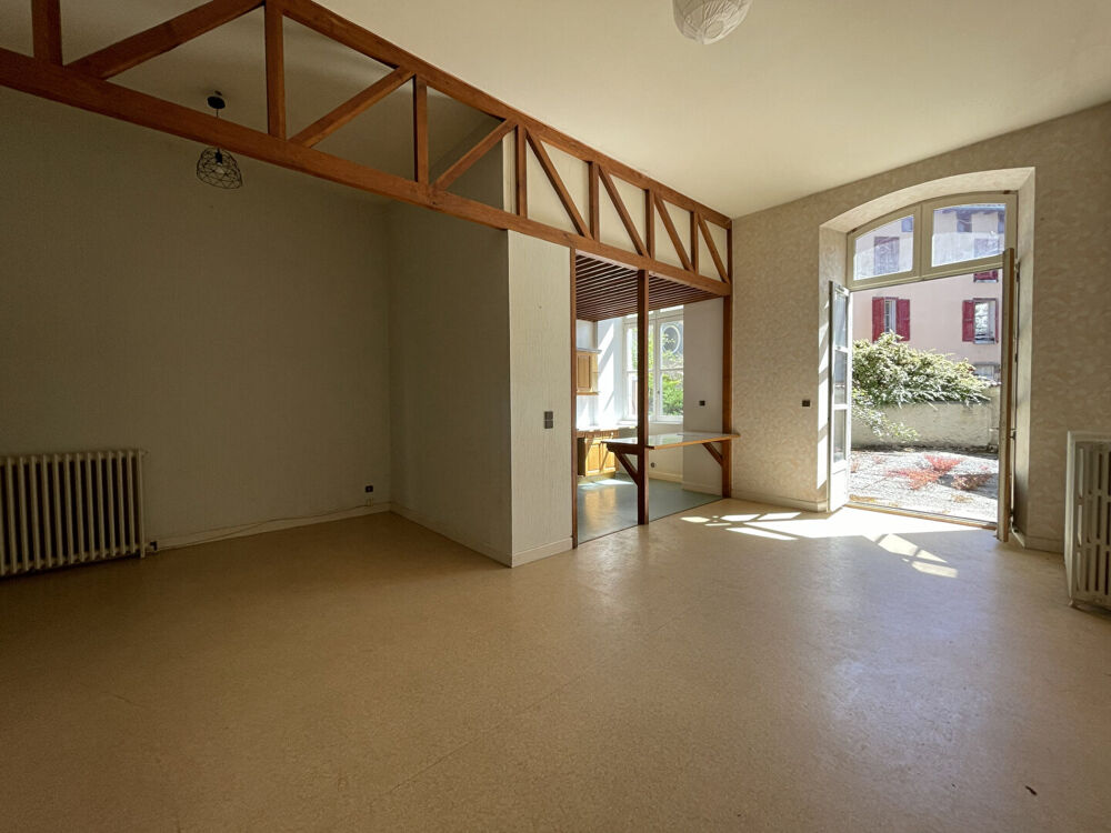 Vente Appartement APPARTEMENT PLAIN PIED AVEC TERRASSE CENTRE VILLE Aurillac